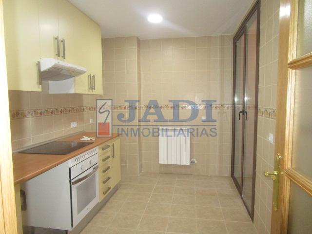 For rent of flat in Valdepeñas