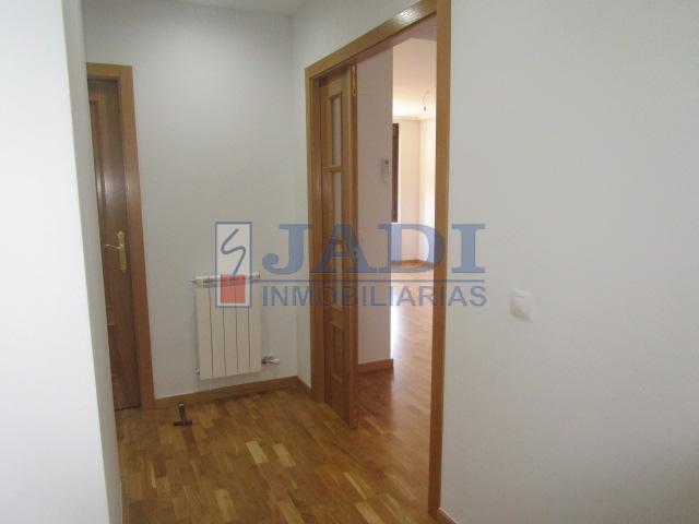 For rent of flat in Valdepeñas