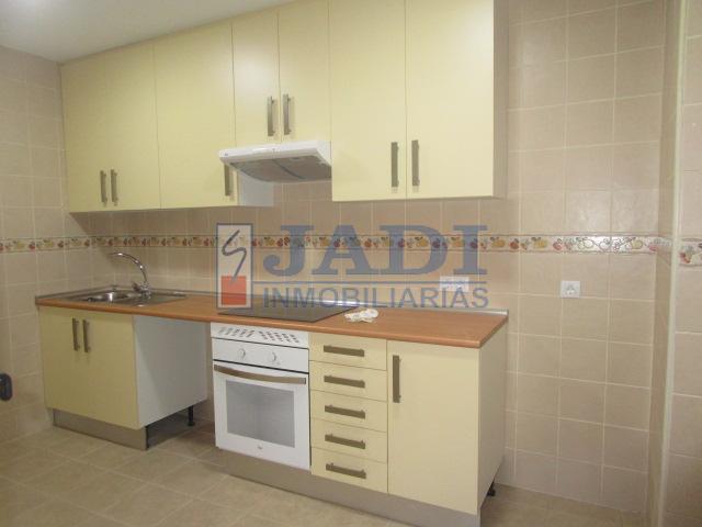 For rent of flat in Valdepeñas