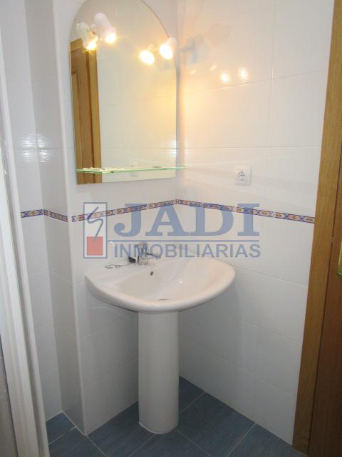 For rent of flat in Valdepeñas