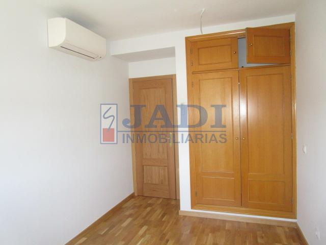 For rent of flat in Valdepeñas