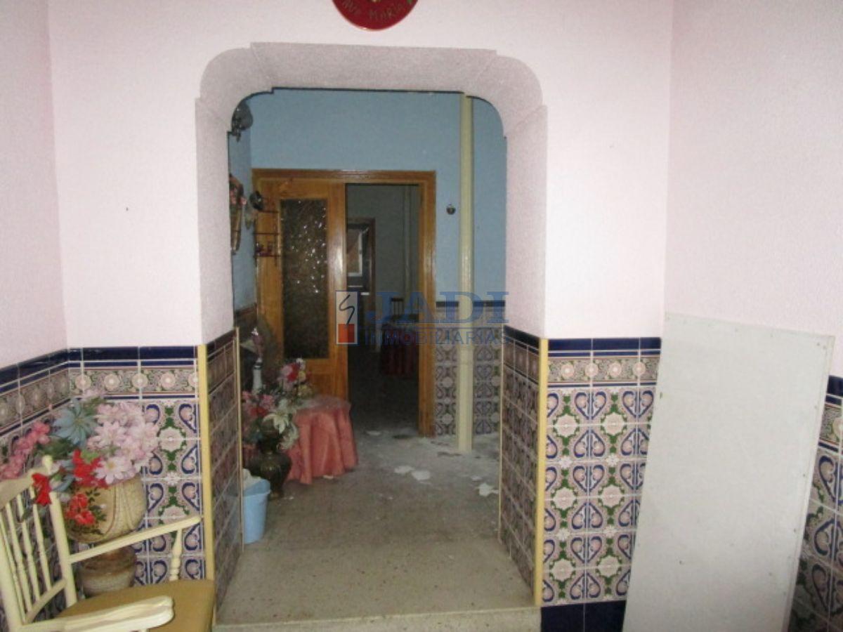 For sale of house in Valdepeñas