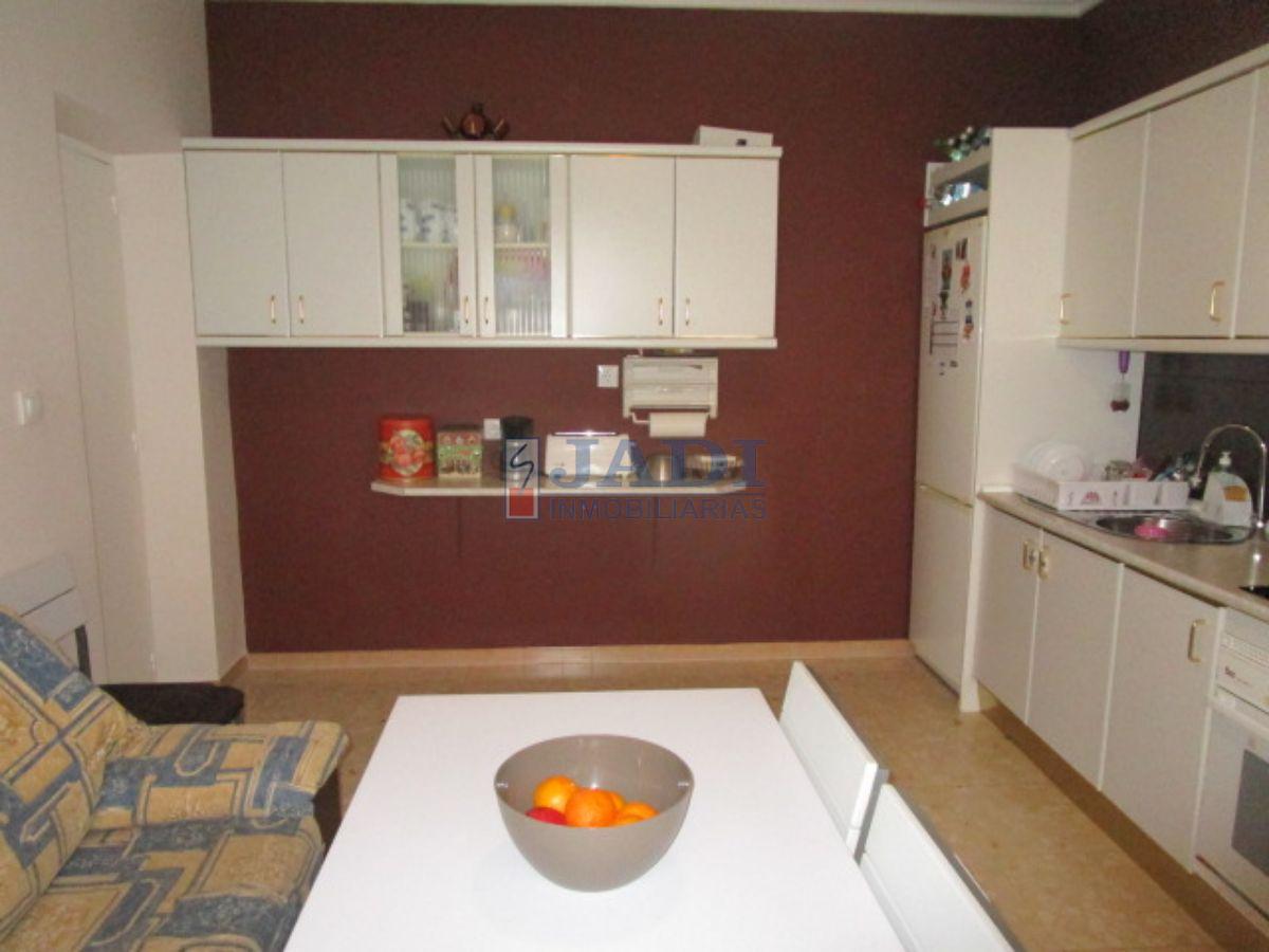 For sale of flat in Valdepeñas