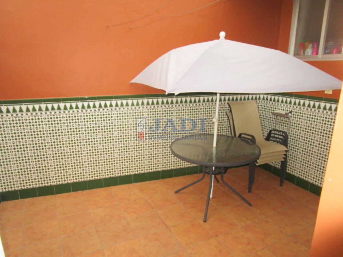 For sale of flat in Valdepeñas