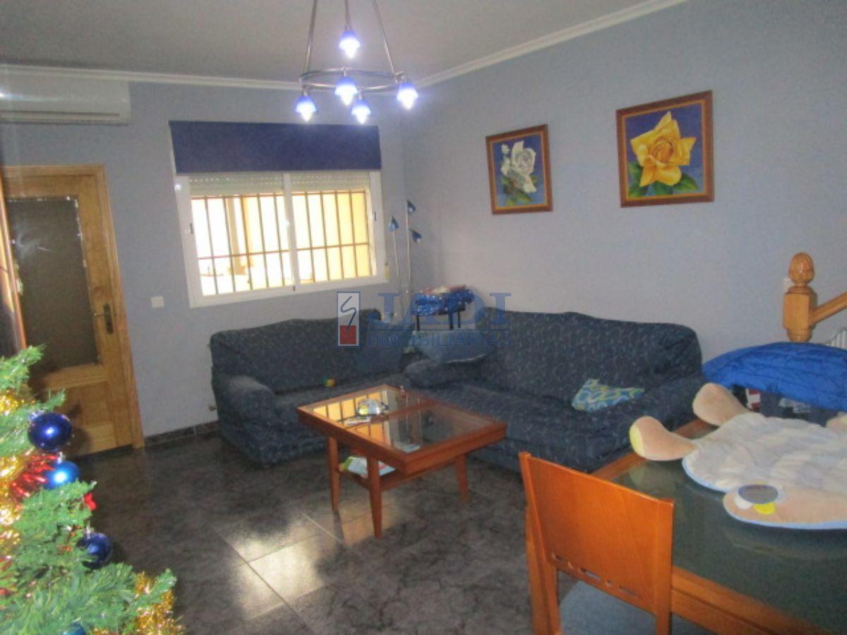 For sale of house in Valdepeñas