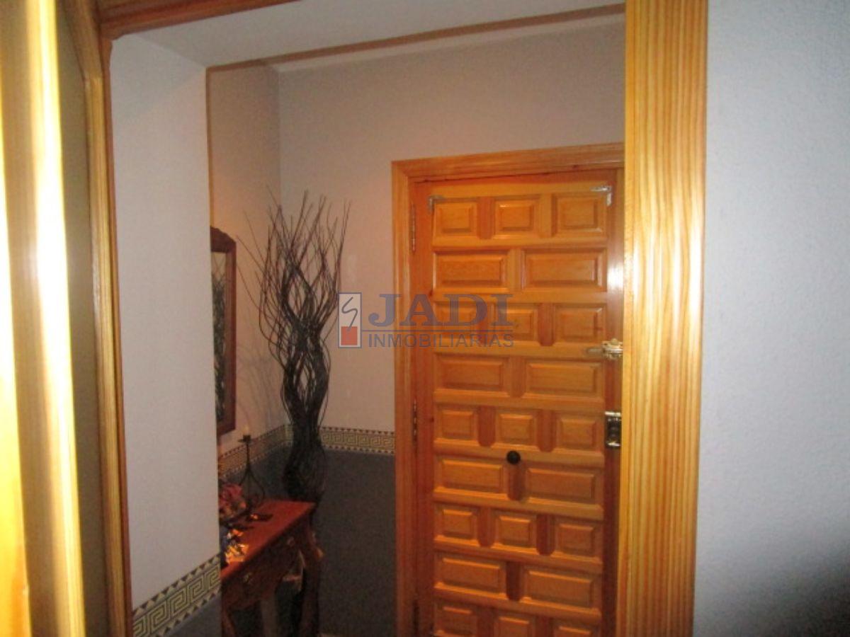 For sale of house in Valdepeñas