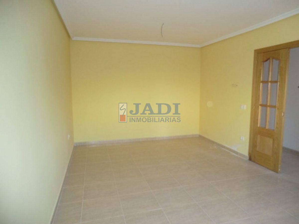 Venta de casa en Valdepeñas