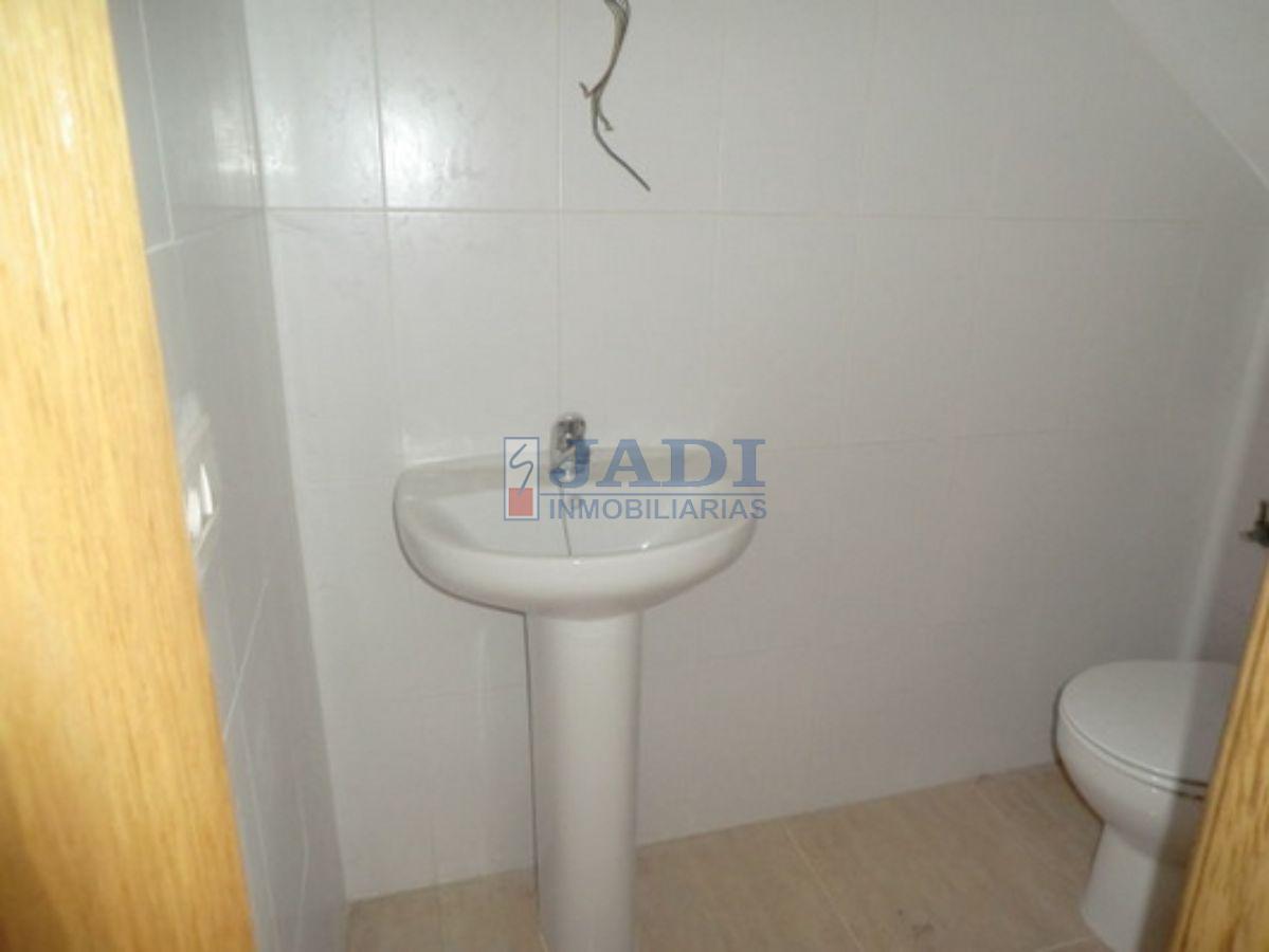 For sale of house in Valdepeñas