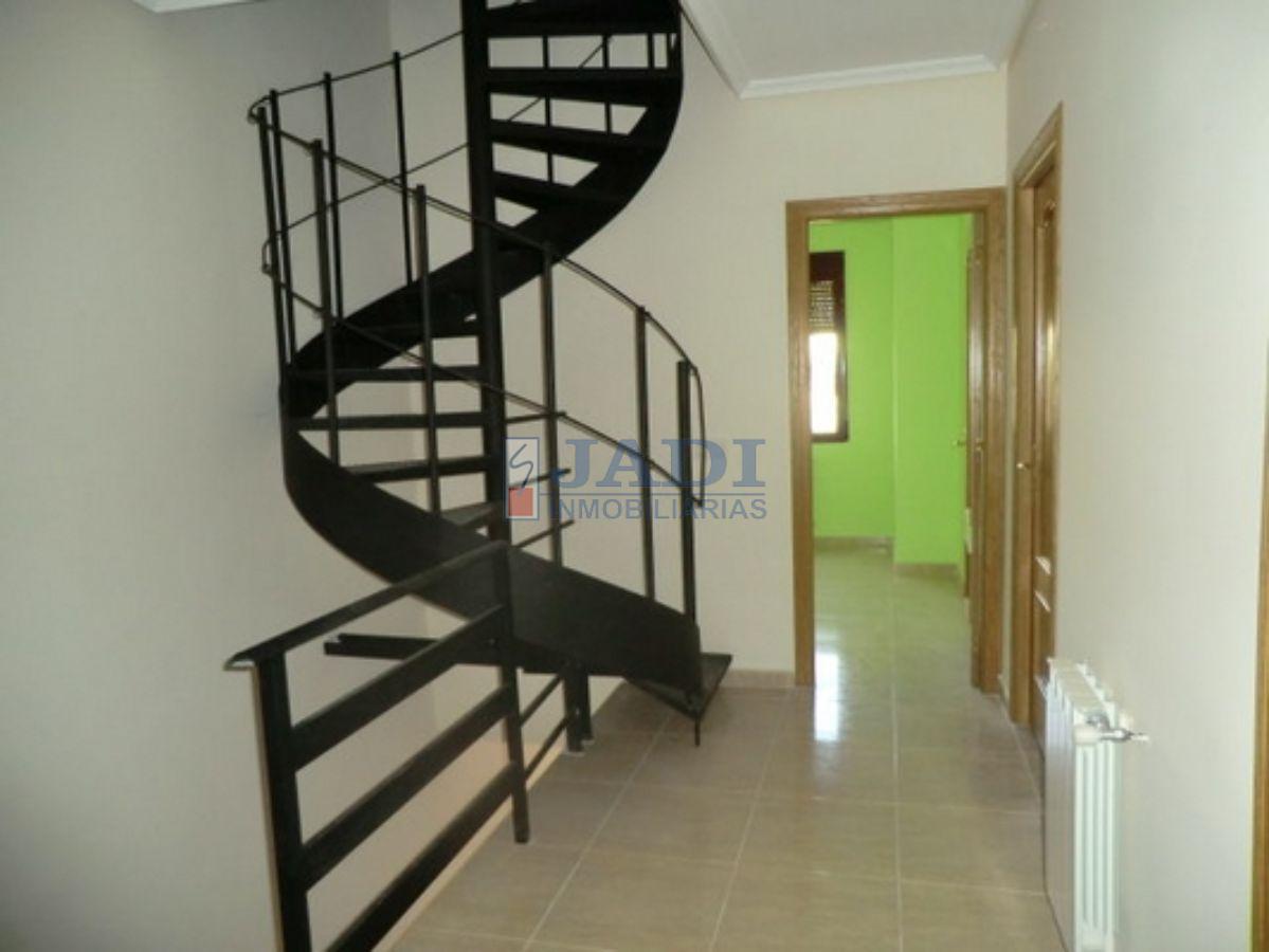 For sale of house in Valdepeñas