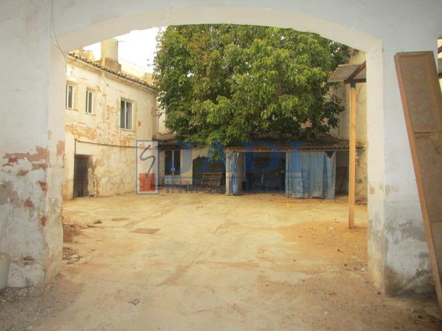 Venta de edificio en Manzanares