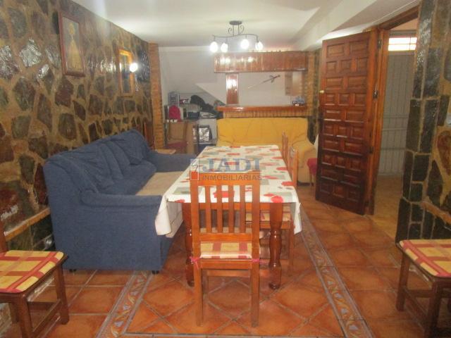 Venta de casa en Valdepeñas