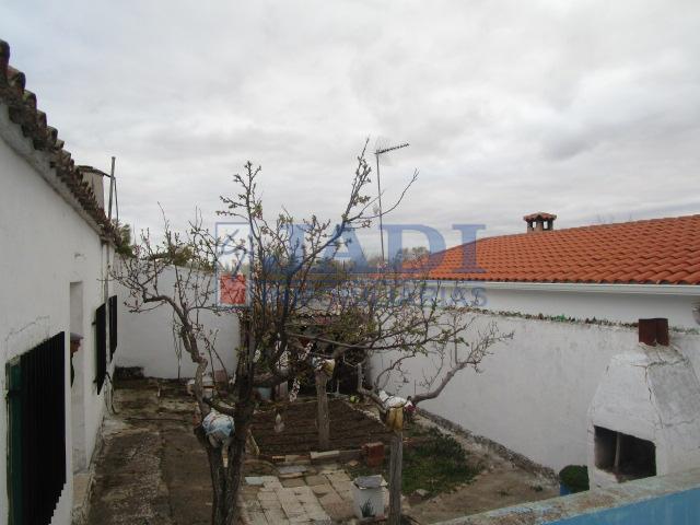 For sale of house in Valdepeñas