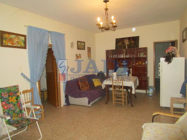 For sale of house in Valdepeñas
