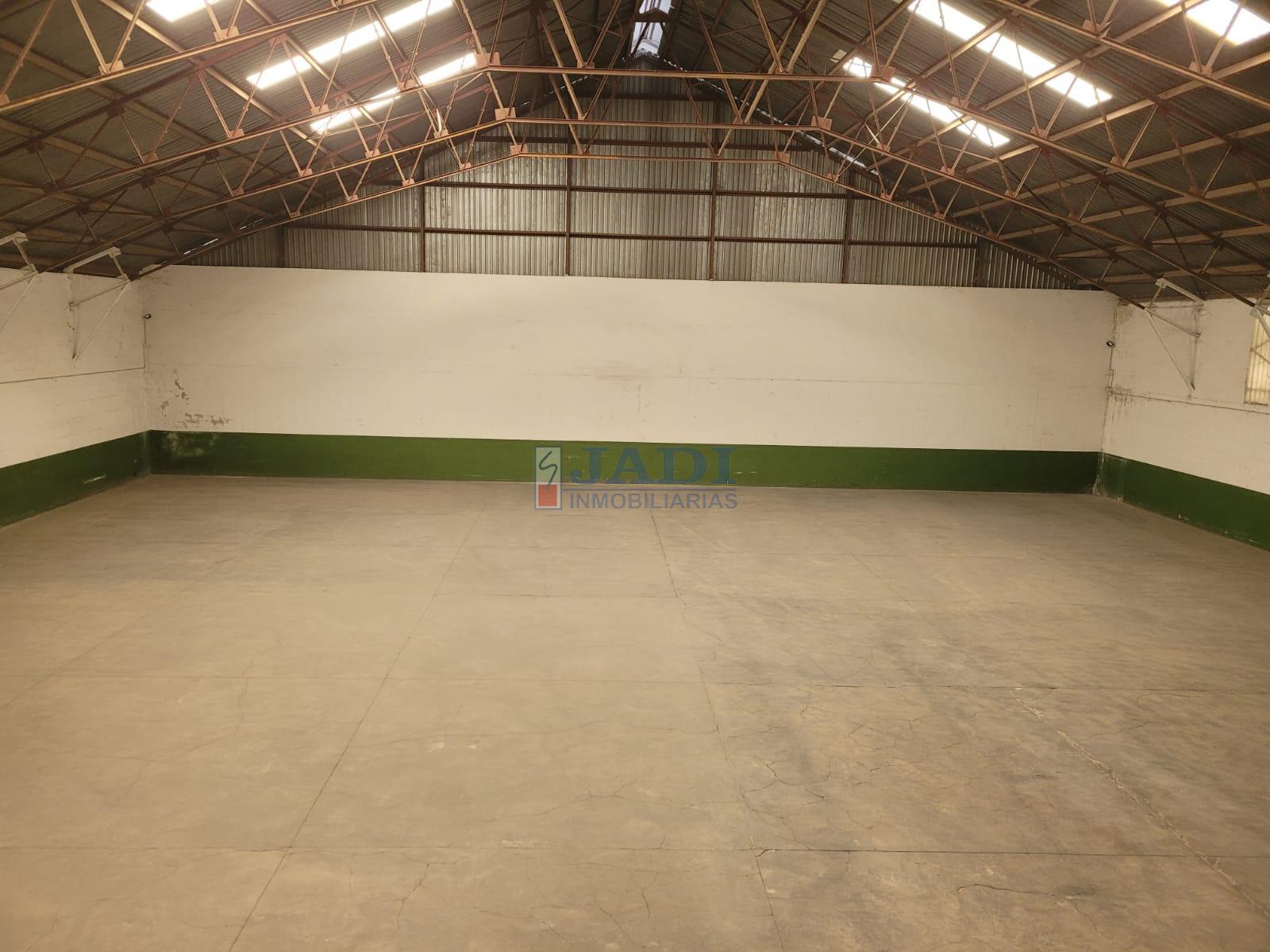 Alquiler de nave en Valdepeñas