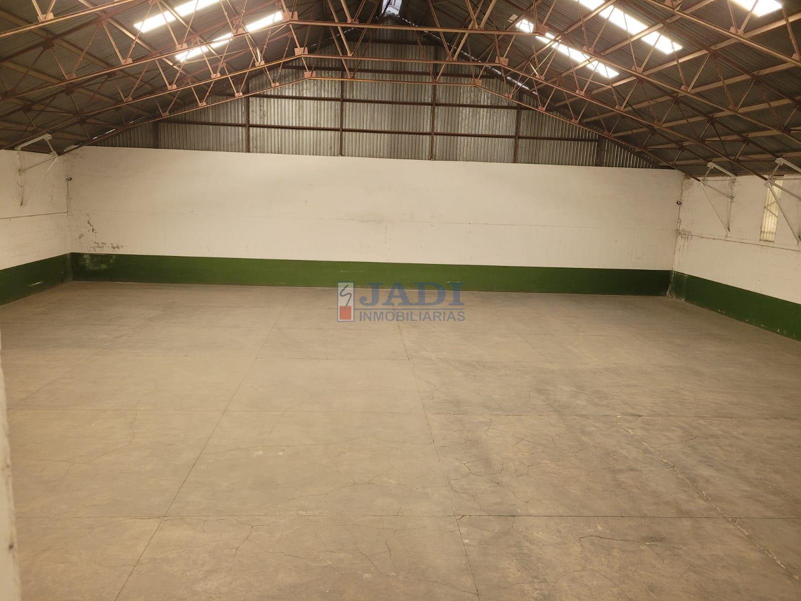 Alquiler de nave en Valdepeñas