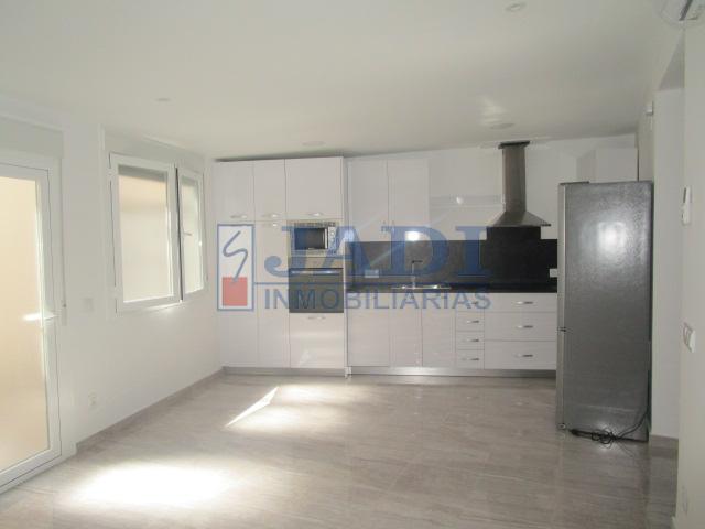 For rent of house in Valdepeñas