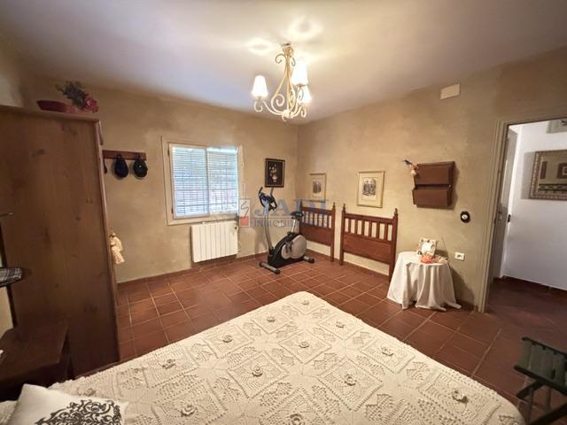 Venta de casa en Valdepeñas