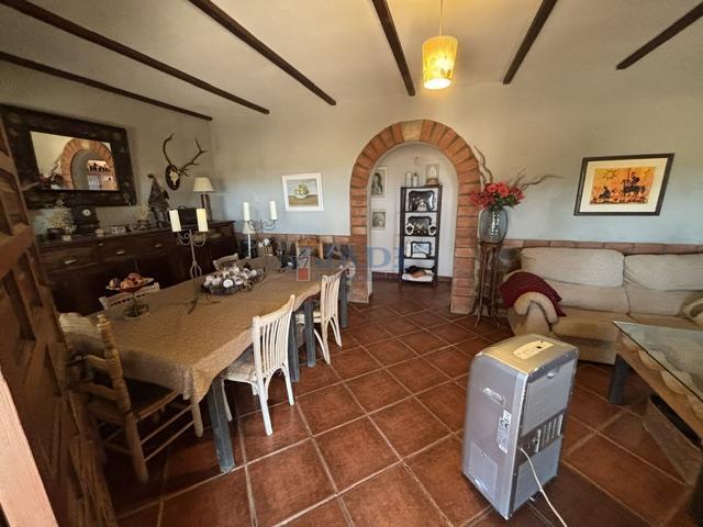 Venta de casa en Valdepeñas