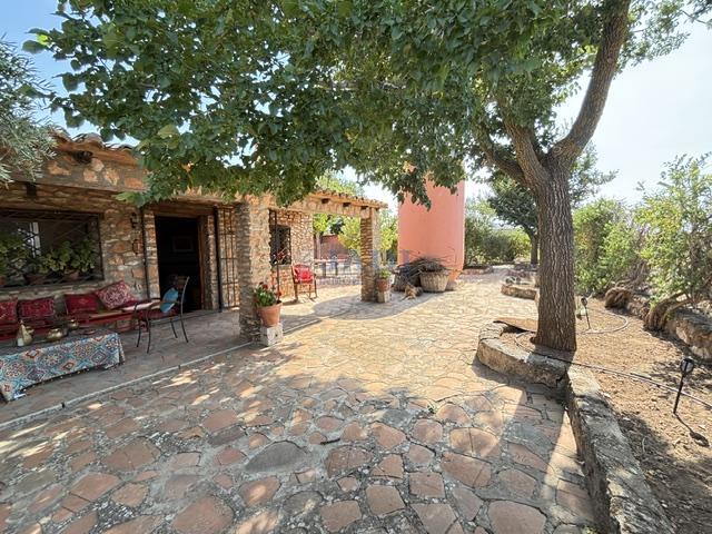 Venta de casa en Valdepeñas