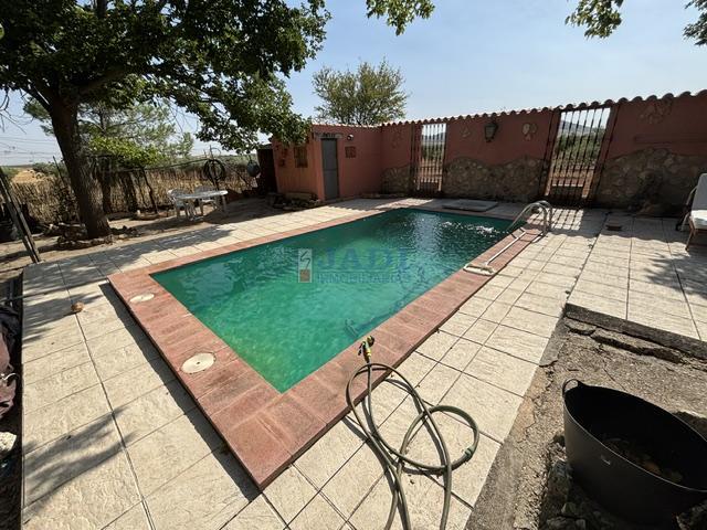 Venta de casa en Valdepeñas