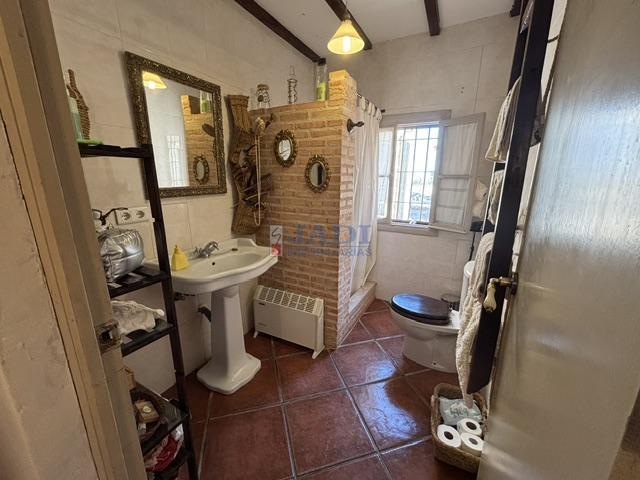 Venta de casa en Valdepeñas