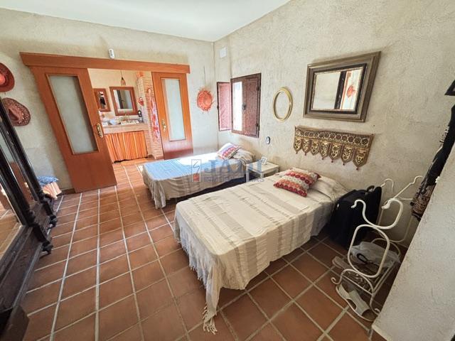 Venta de casa en Valdepeñas