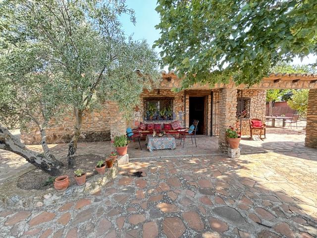 Venta de casa en Valdepeñas