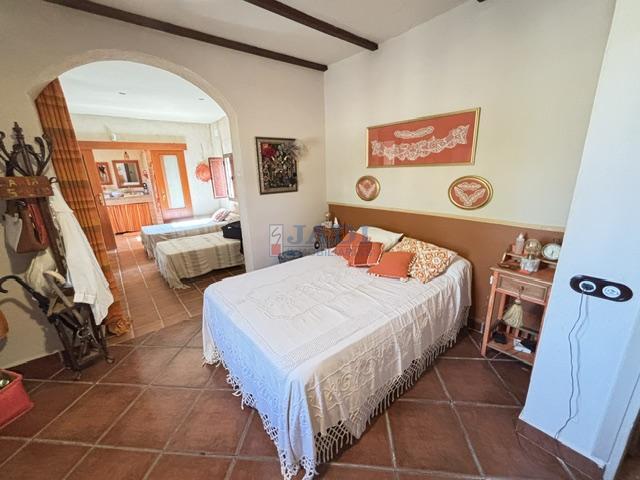 Venta de casa en Valdepeñas