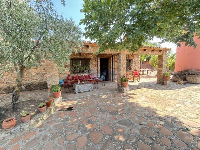 Venta de casa en Valdepeñas