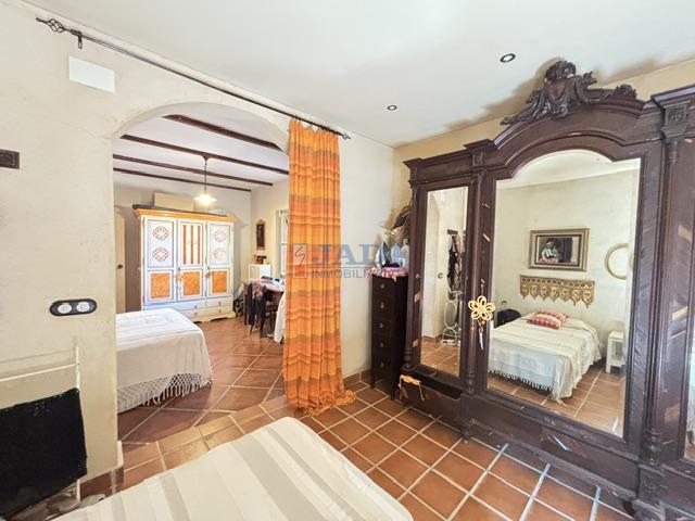 Venta de casa en Valdepeñas