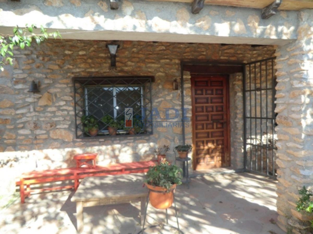 For sale of house in Valdepeñas