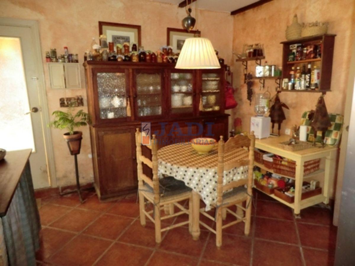 For sale of house in Valdepeñas