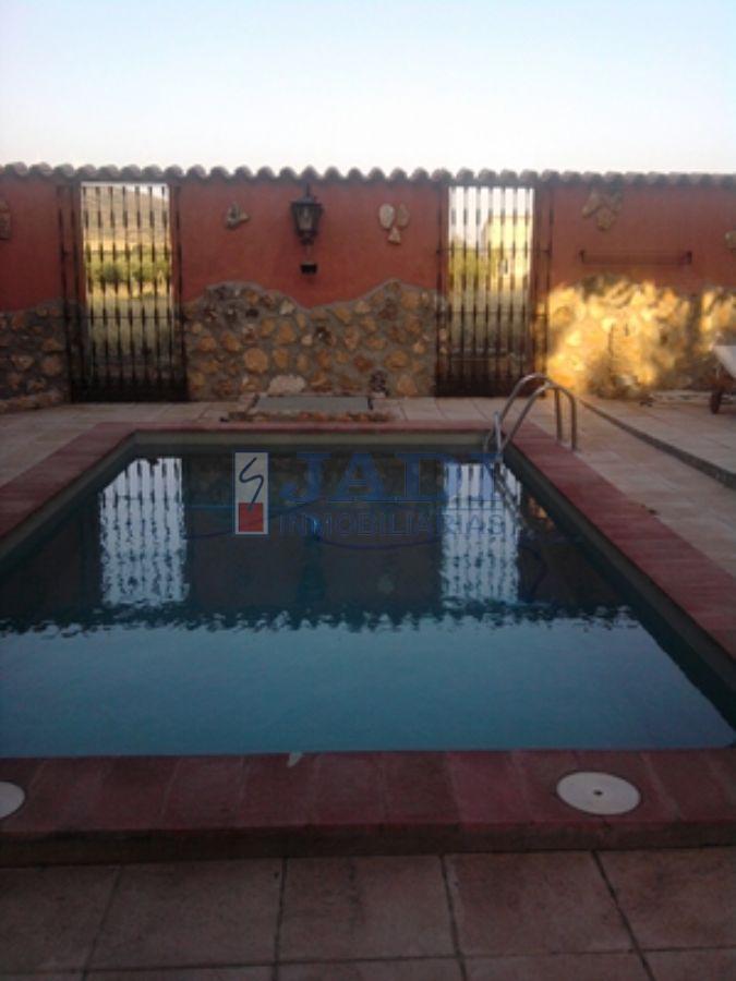 For sale of house in Valdepeñas