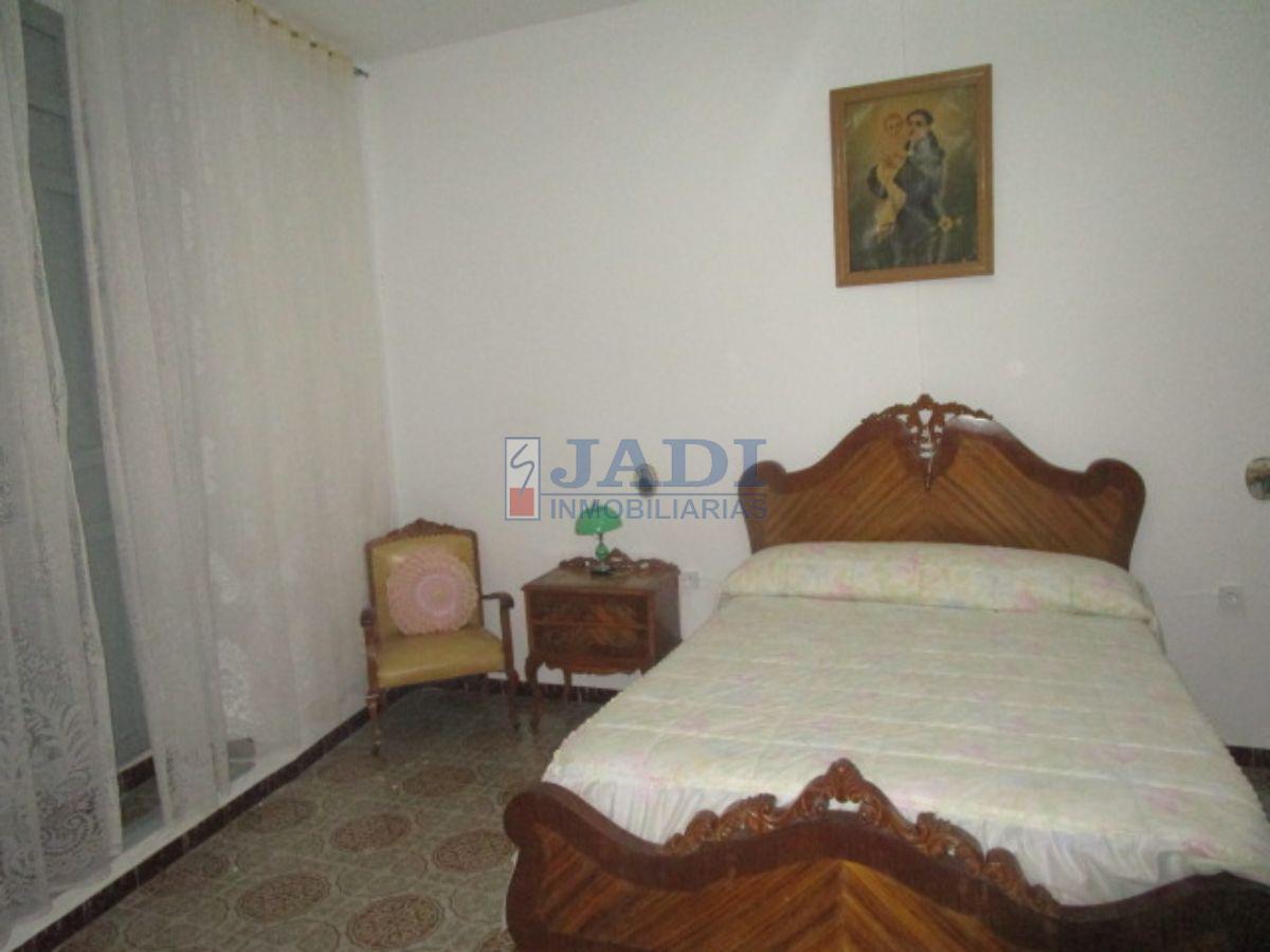 For sale of house in Torrenueva