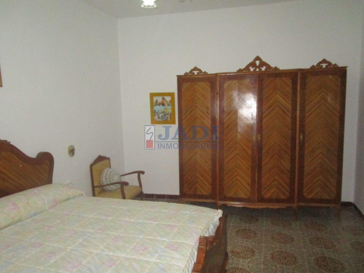 For sale of house in Torrenueva