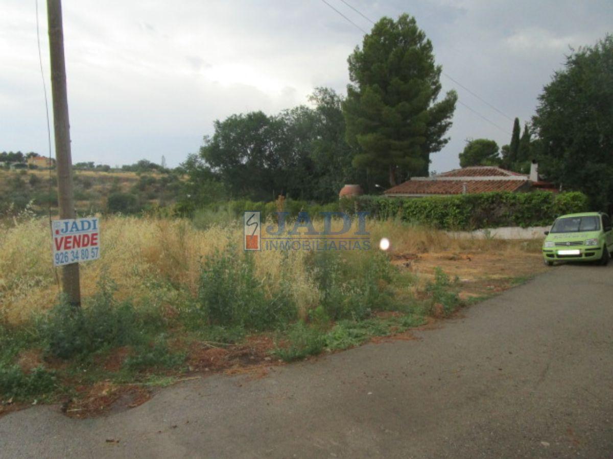 For sale of land in Valdepeñas