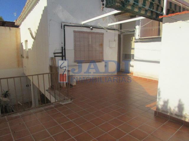 For sale of flat in Valdepeñas