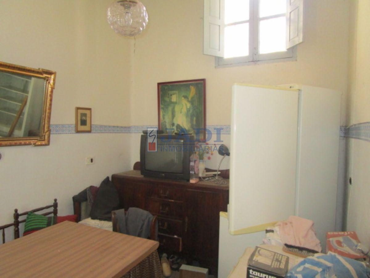 For sale of house in Valdepeñas