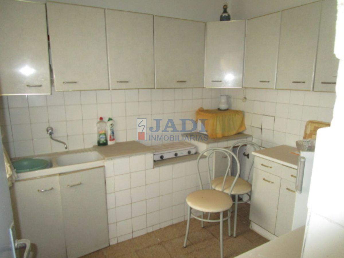 For sale of house in Valdepeñas