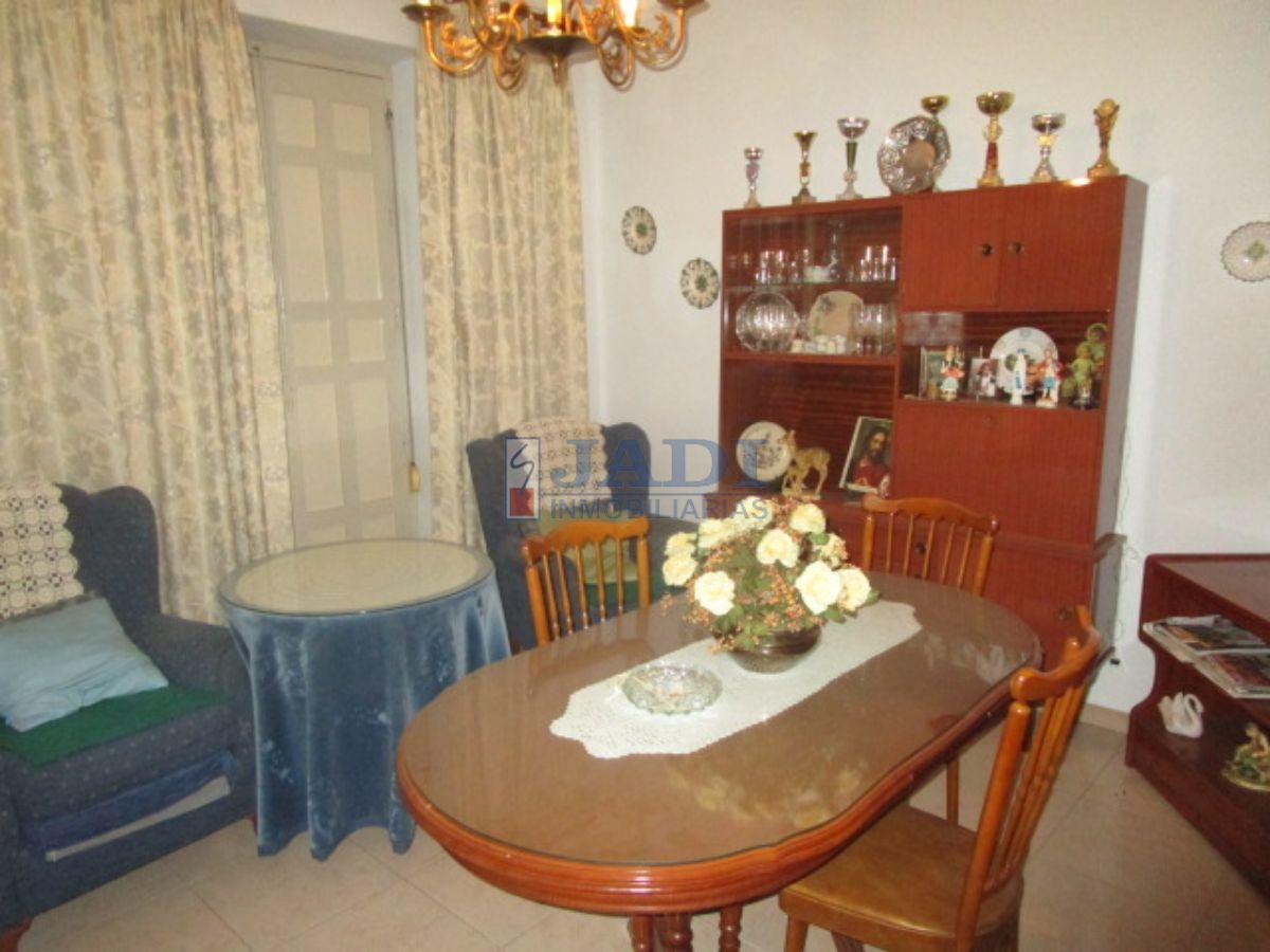 For sale of house in Valdepeñas