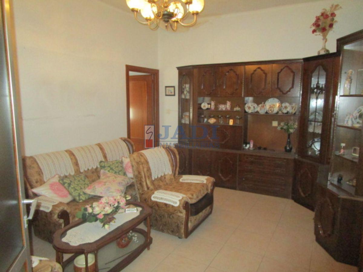 Venta de casa en Valdepeñas