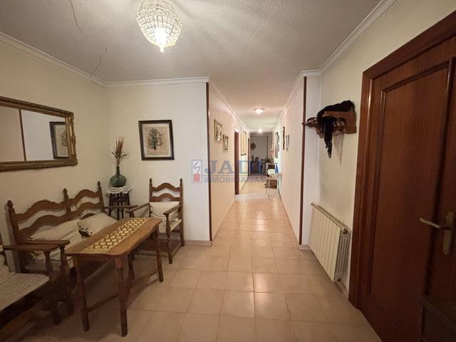 Venta de casa en Valdepeñas