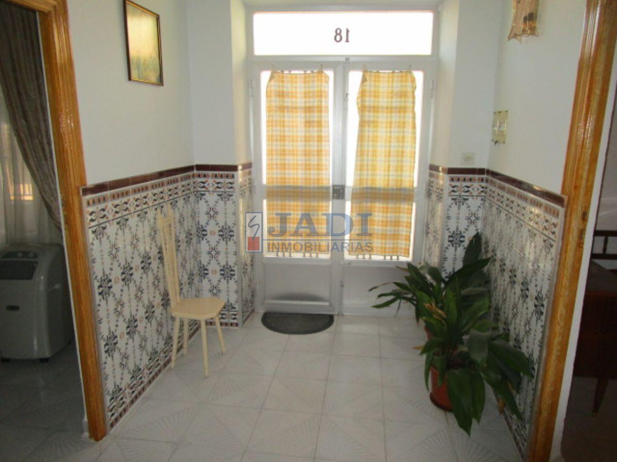 For sale of house in Valdepeñas
