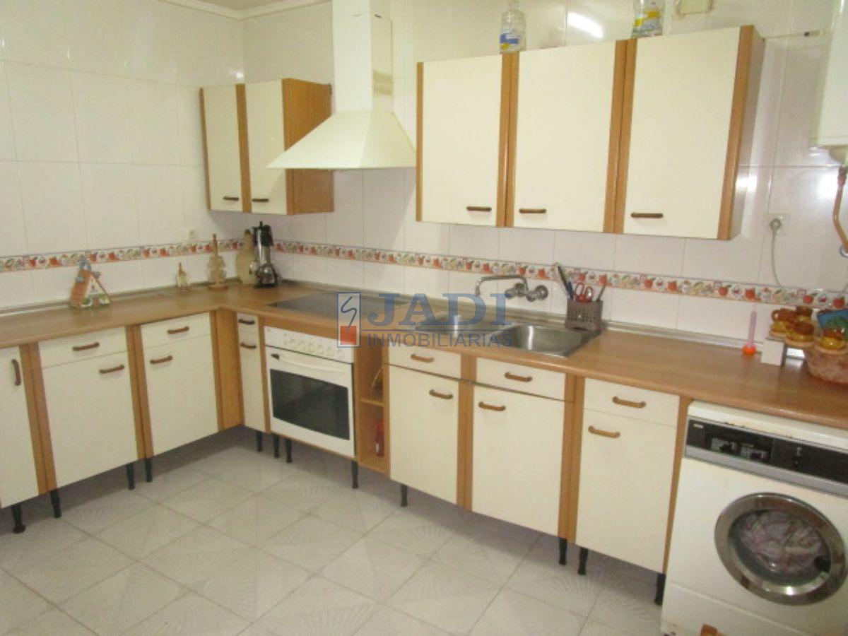 For sale of house in Valdepeñas