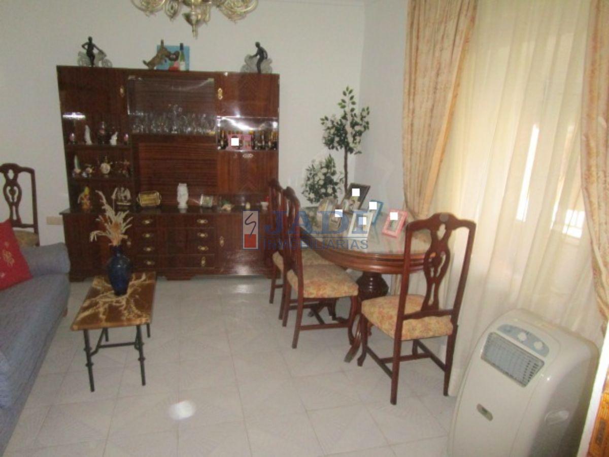 For sale of house in Valdepeñas