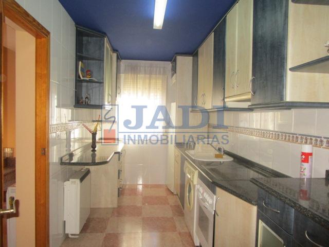 For sale of house in Valdepeñas