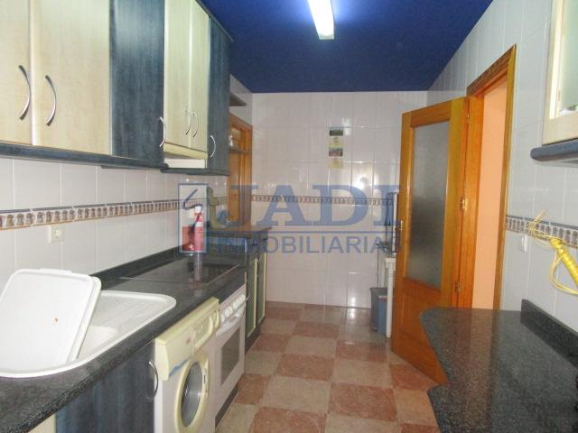 For sale of house in Valdepeñas