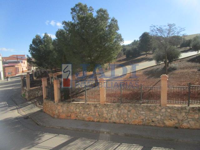 For sale of house in Valdepeñas