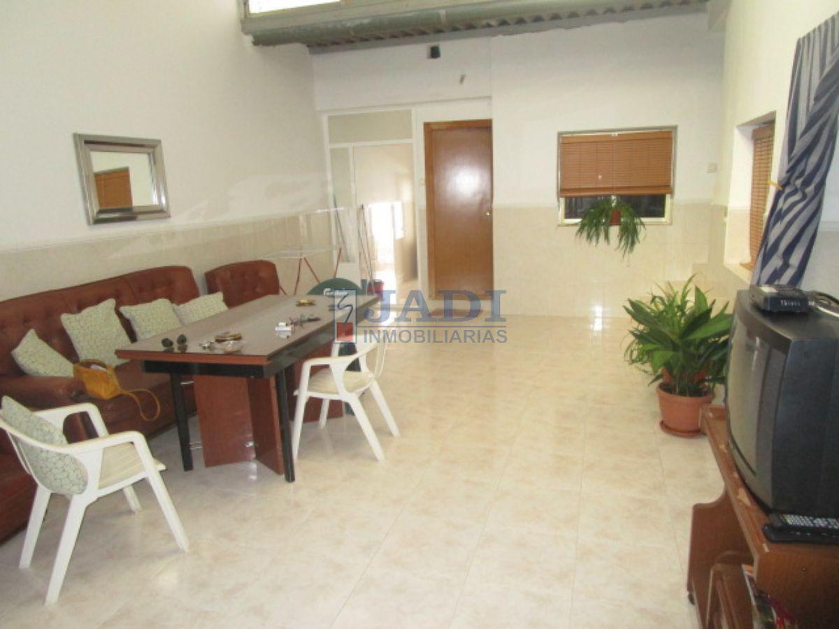 For sale of house in Valdepeñas