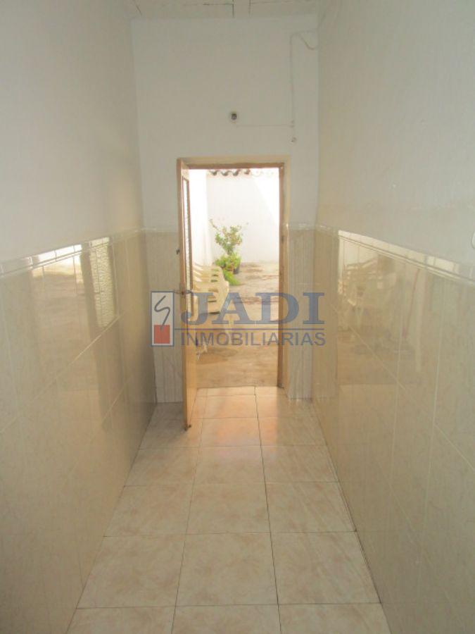 For sale of house in Valdepeñas